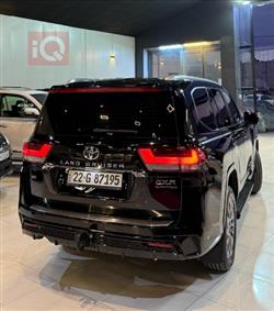 تويوتا لاندكروزر